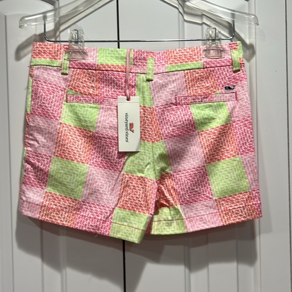Vineyard Vines Girls BLVD Shorts- NEW Size 12 - Picture 2 of 2